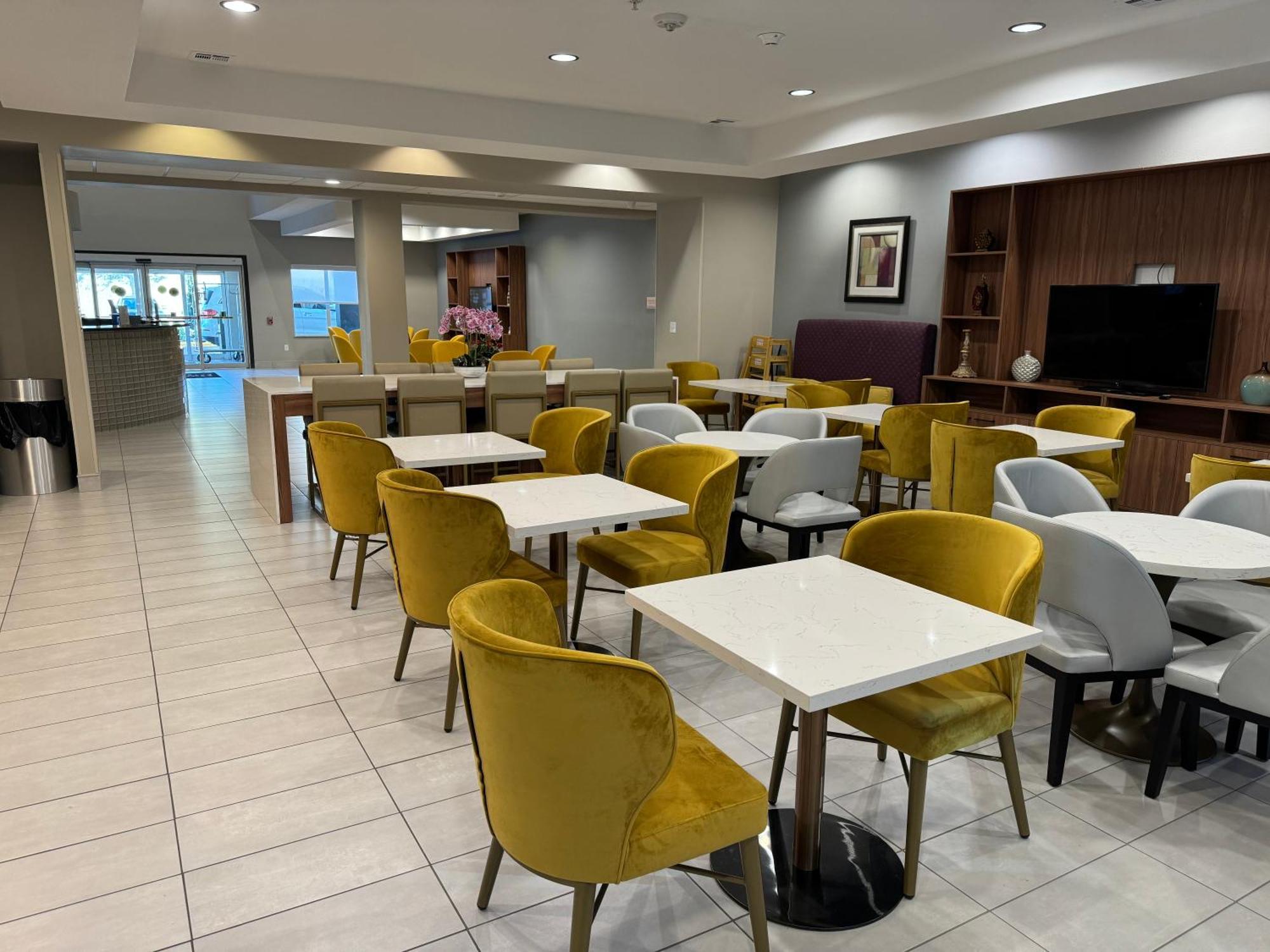 Hawthorn Extended Stay By Wyndham Порт Артър Екстериор снимка